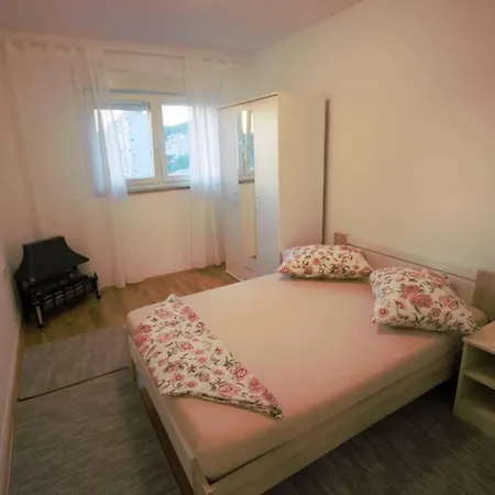 Toranj Apartamento *